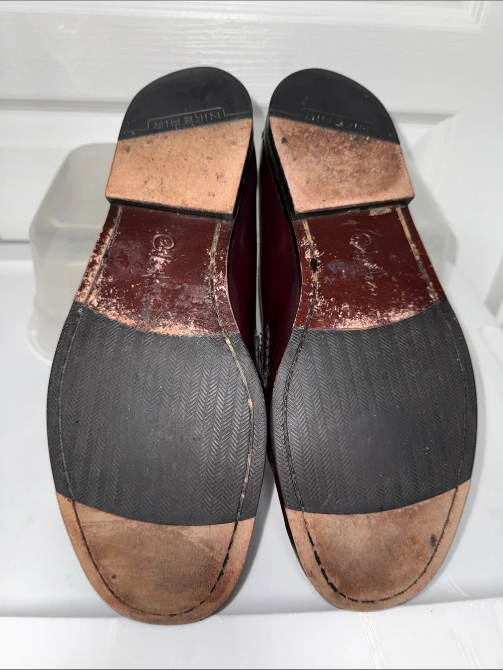 Men’s 9M Cole Haan Burgundy Leather Bit Loafers with Brass Hardware